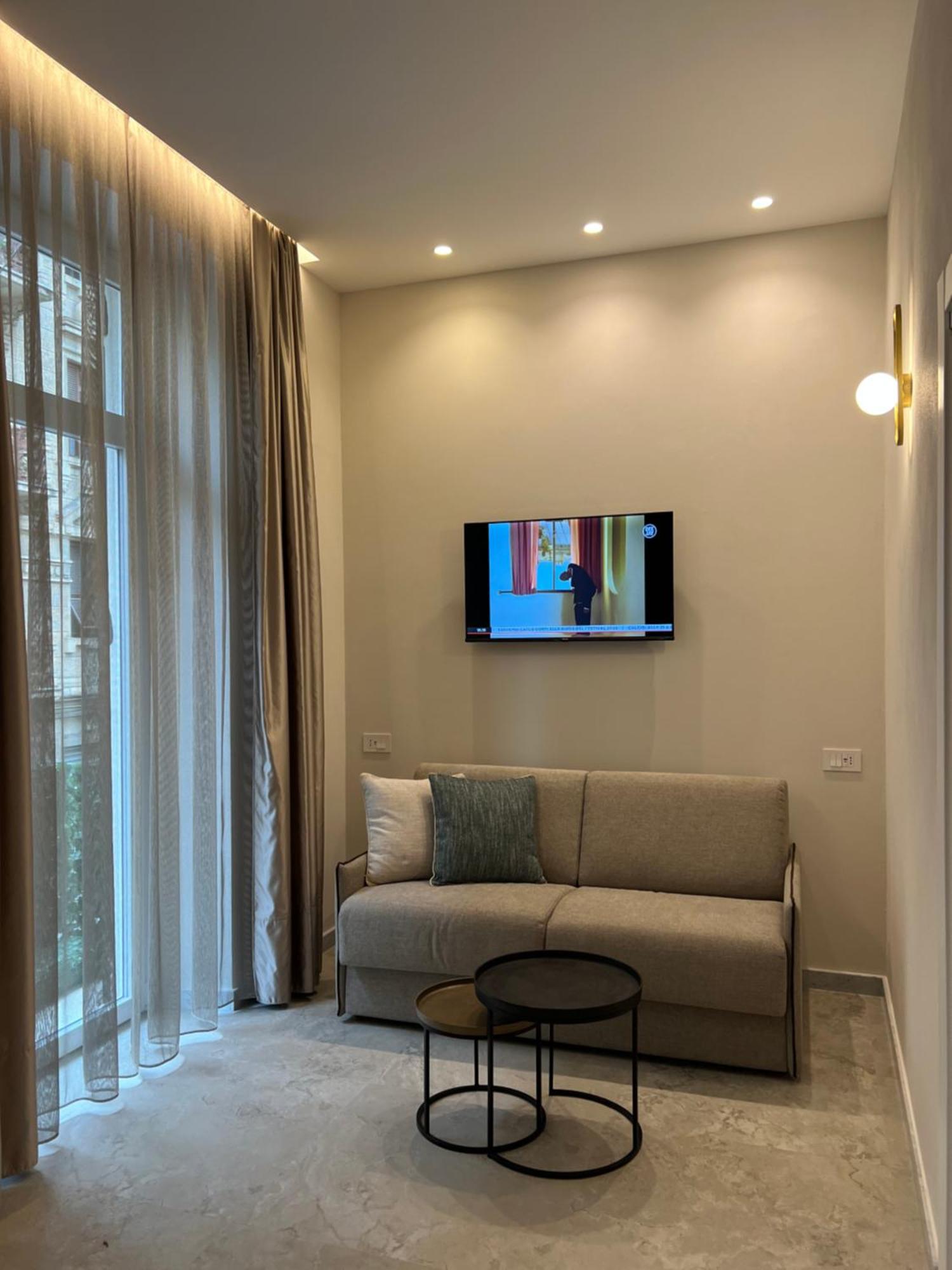 Elegant Rooms Специя Экстерьер фото