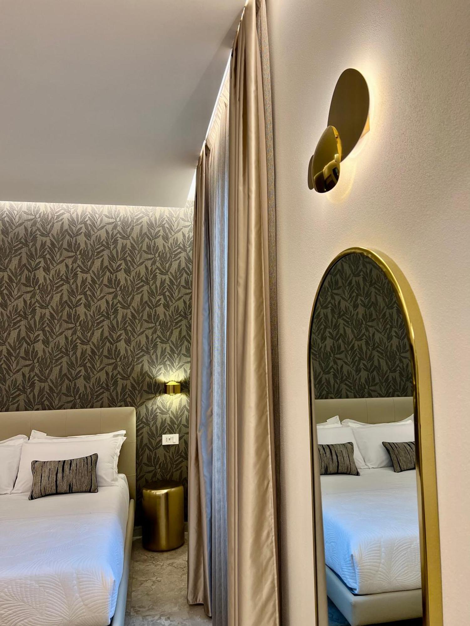 Elegant Rooms Специя Экстерьер фото
